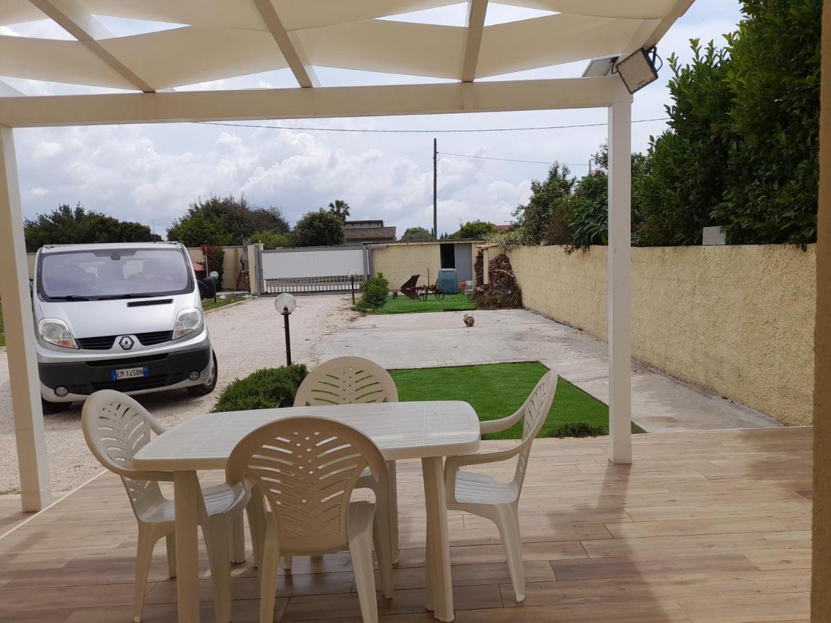 Mare E Storia Da Sabrina Villa Sassari Exterior foto
